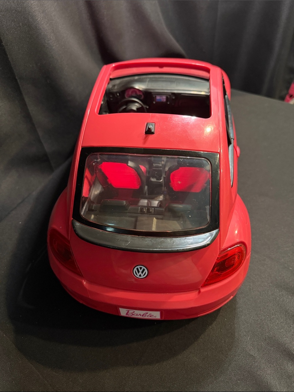 2013 Mattel Barbie Doll Volkswagen VW Hot Pink Beetle Car Bug - Picture 5 of 9